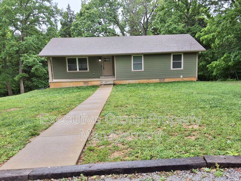 House for rent at 97 Atherton Rd, Radcliff, KY 40160
