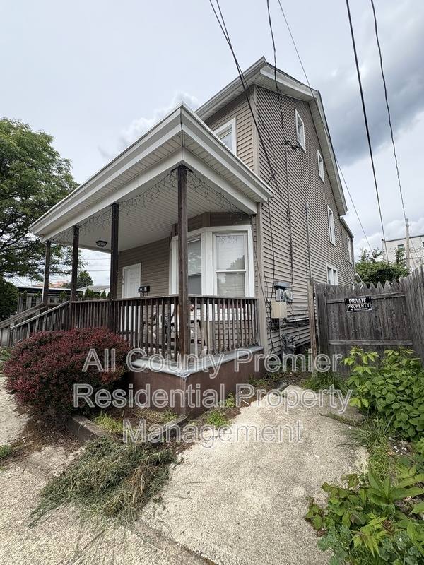 House for rent at 87 Mercer St #B, Phillipsburg, NJ 08865
