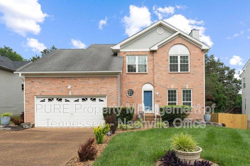 House for rent at 136 E Harbor, Hendersonville, TN 37075