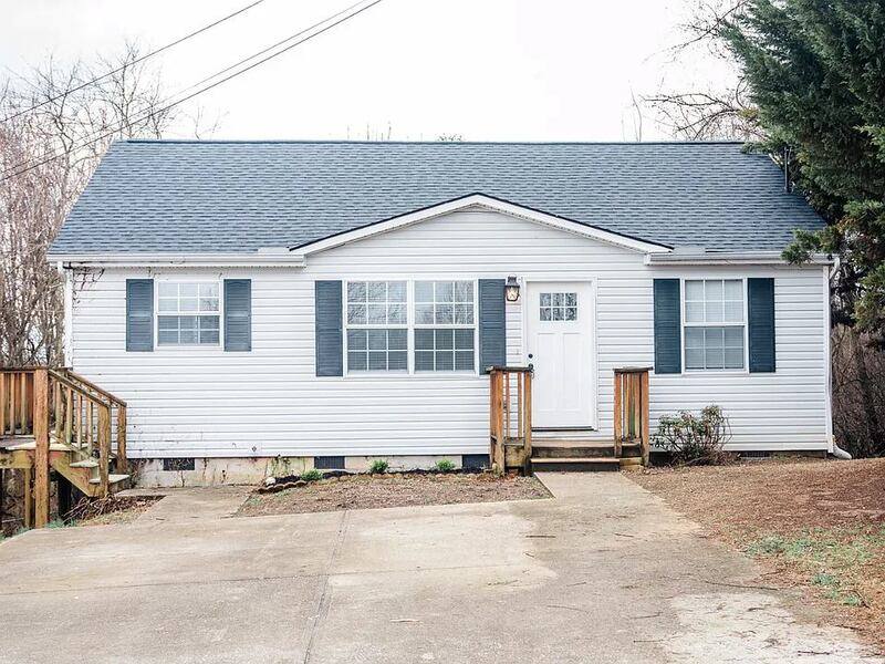 House for rent at 3401 Inverness Rd, Knoxville, TN 37931