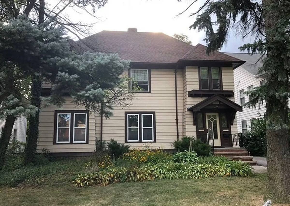 Apartment for rent at 2125 Coventry Rd, Cleveland, OH 44118