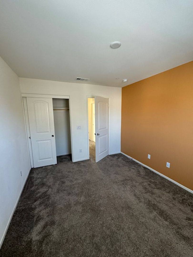 House for rent at 30358 Village Knoll Dr, Menifee, CA 92584