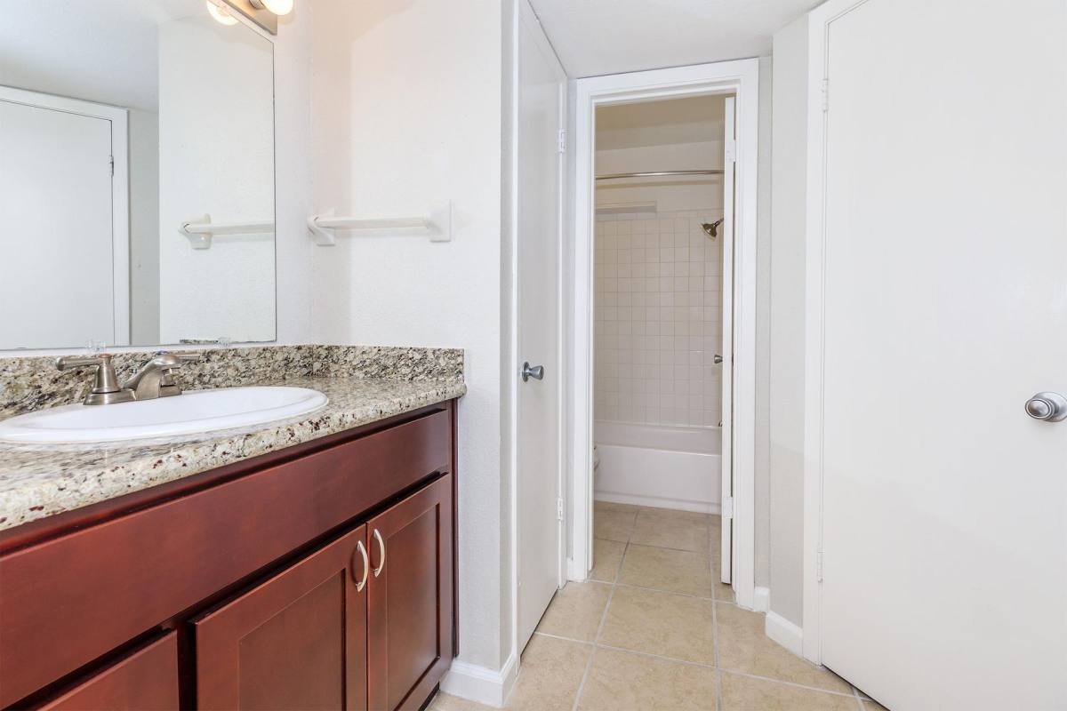 Apartment for rent at 107 Clearview, Friendswood, TX 77546