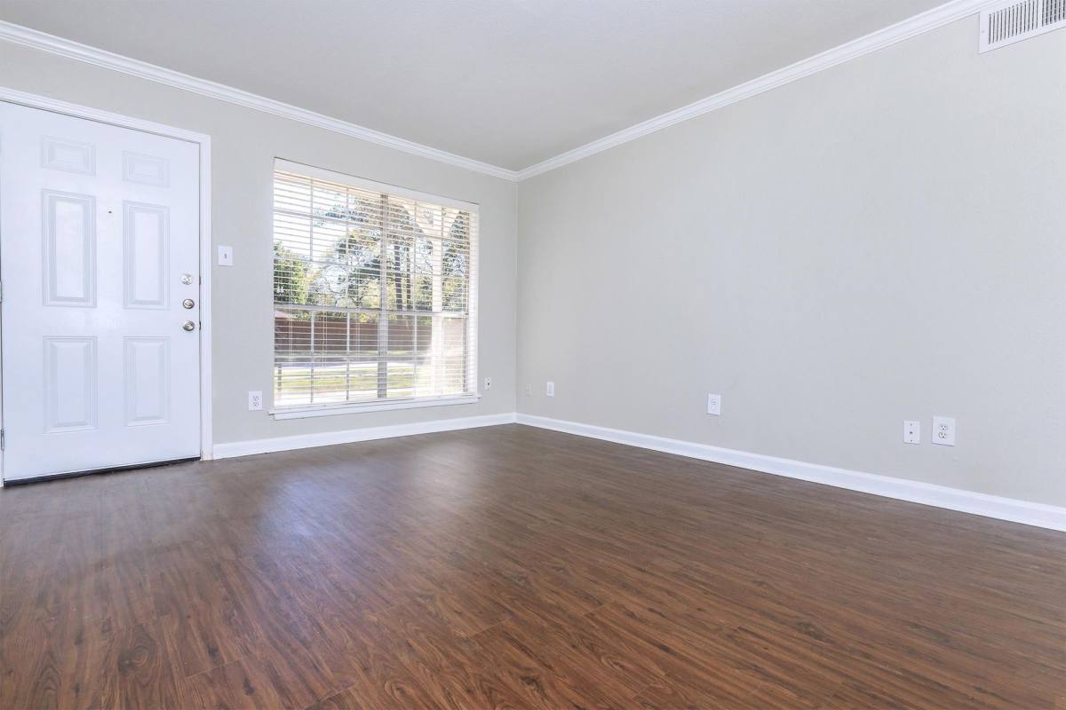 Apartment for rent at 107 Clearview, Friendswood, TX 77546