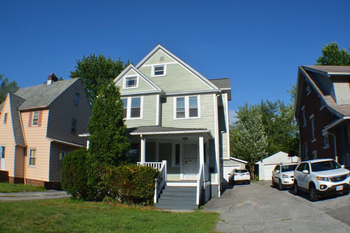 House for rent at 1035 Elbon Rd, Cleveland, OH 44121