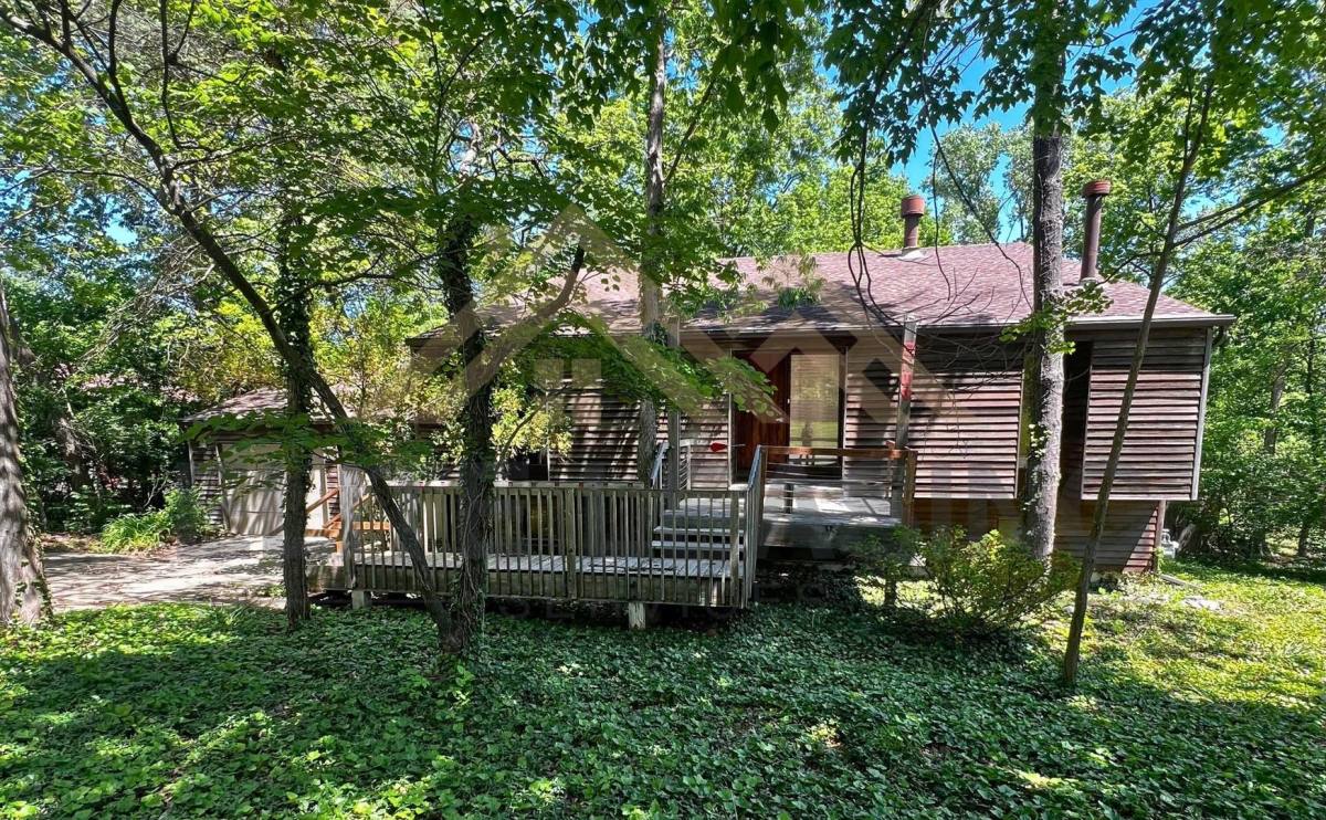 House for rent at 4870 SW Skyline Parkway, Topeka, KS 66614
