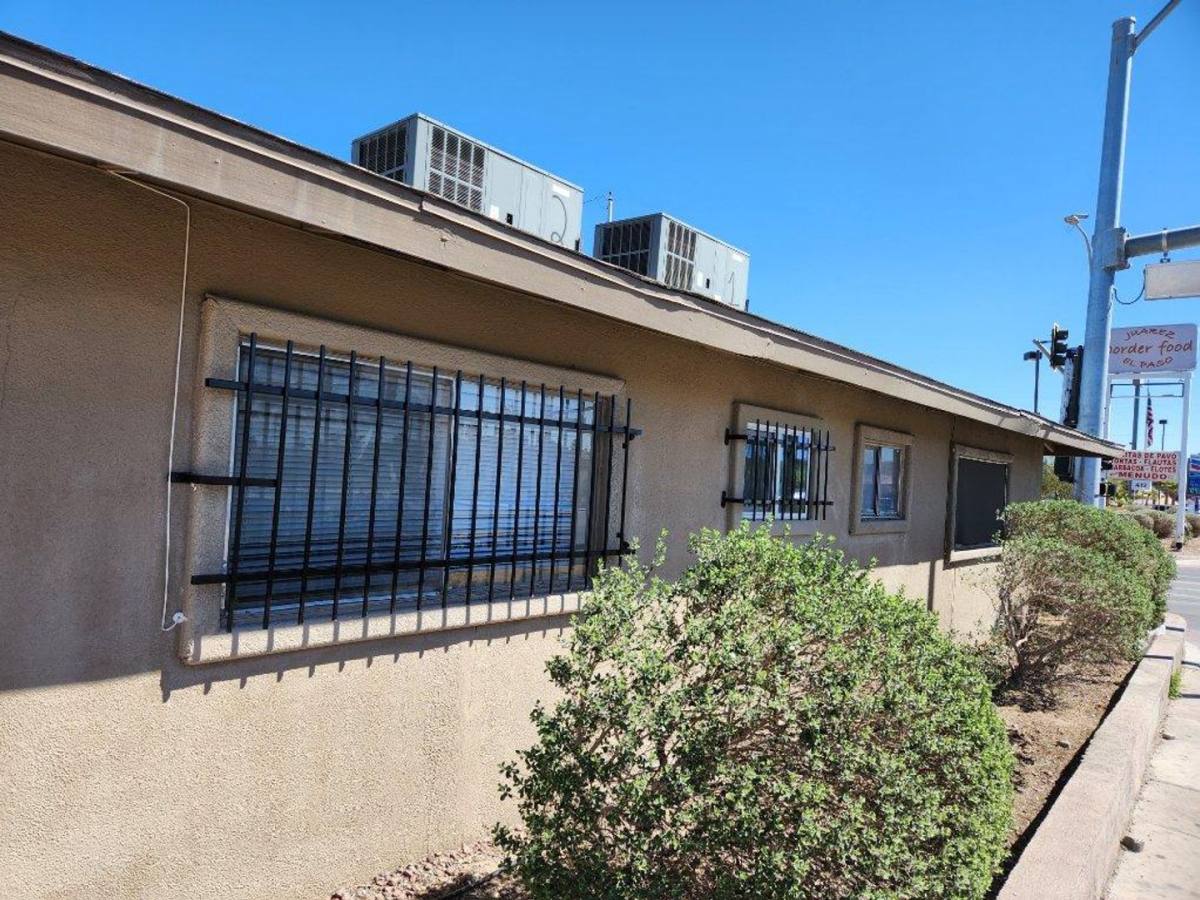 Apartment for rent at 2501 Cedar Ave, Las Vegas, NV 89101