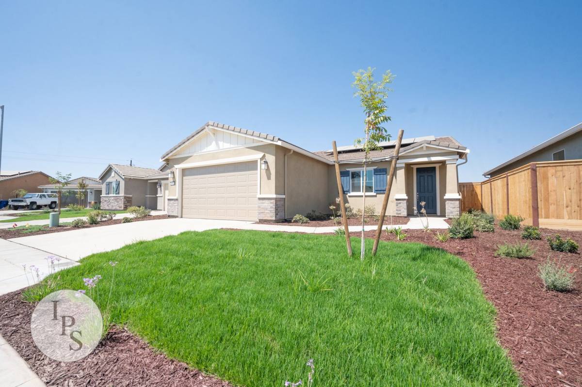 House for rent at 3633 Pacifica Dr, Madera, CA 93637