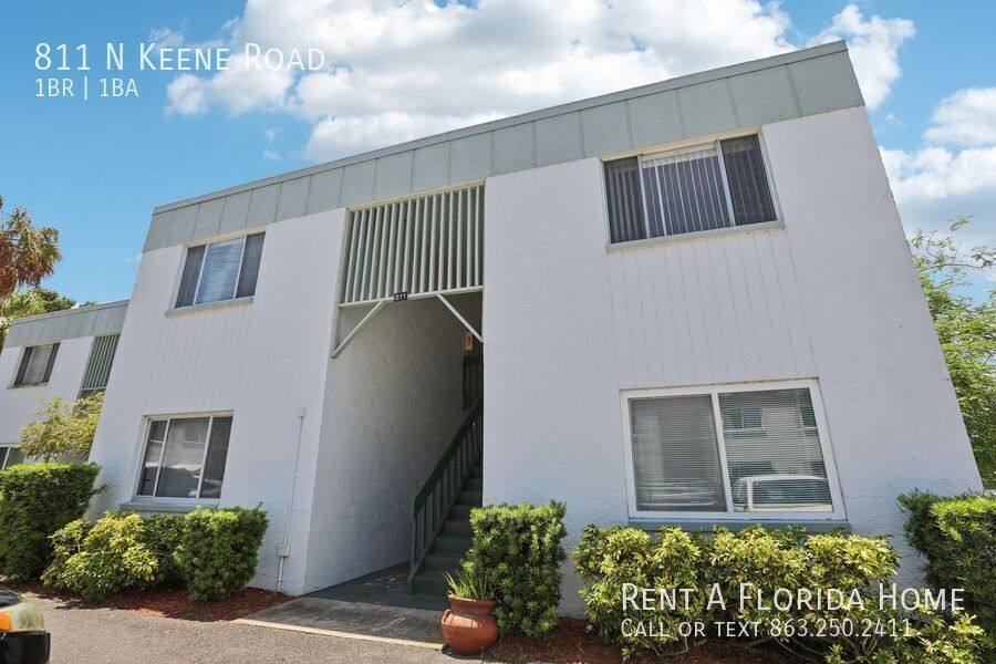 Condo for rent at 811 N Keene Rd, Clearwater, FL 33755
