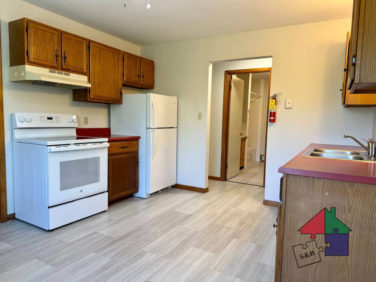 Apartment for rent at 342 Washington St, Barre, VT 05641
