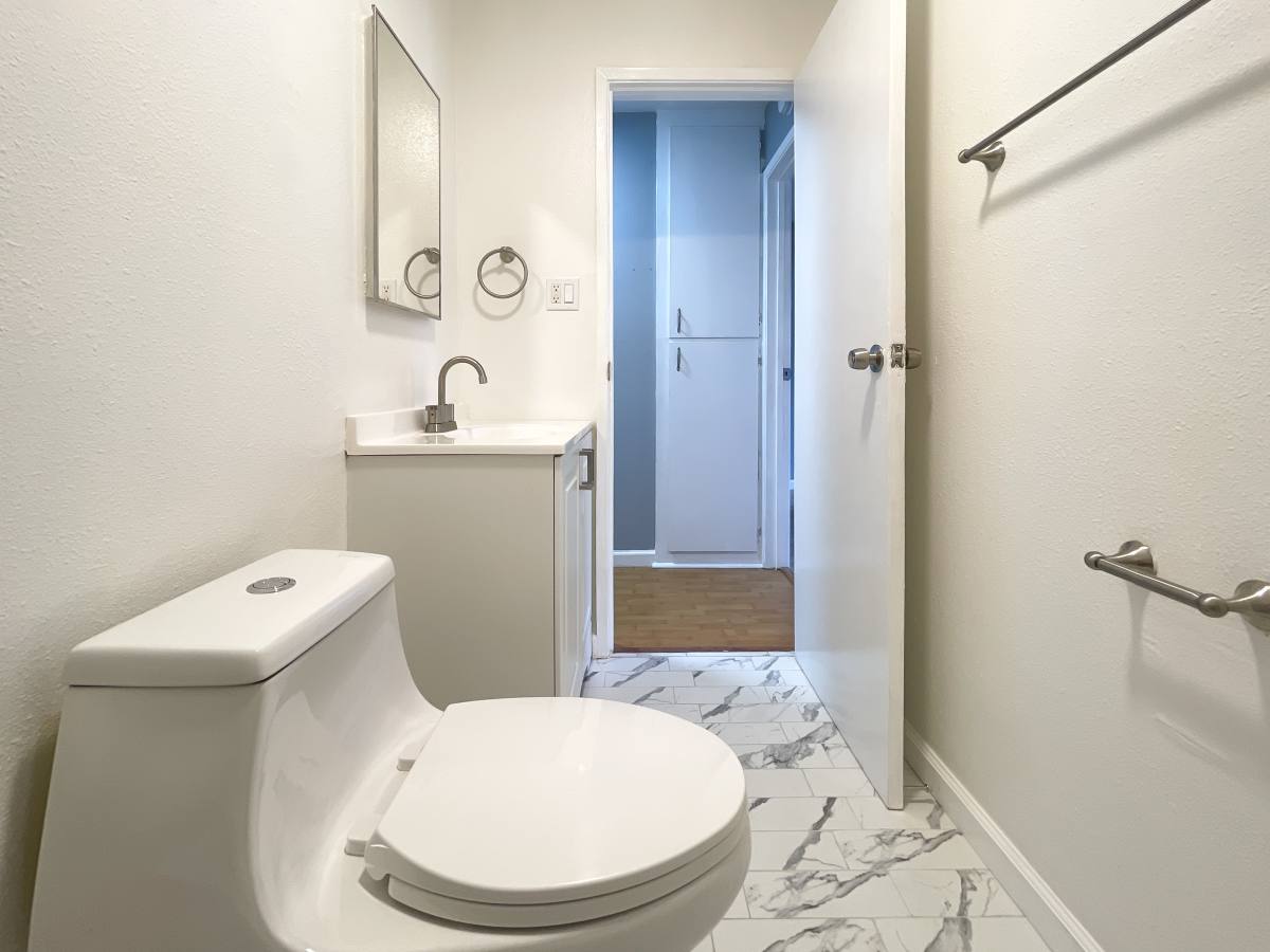Apartment for rent at 3025 Park Blvd, Oakland, CA 94610