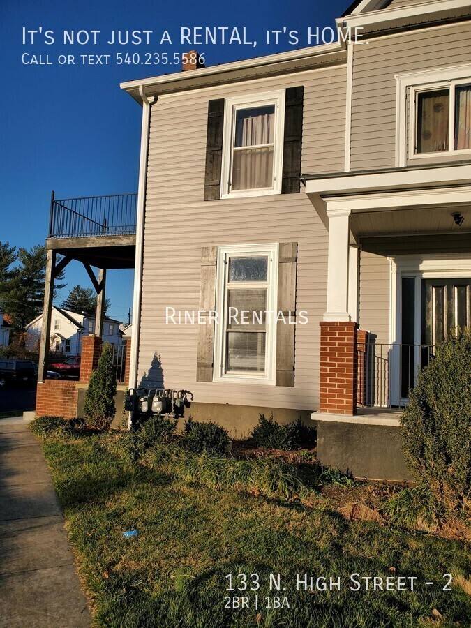 Apartment for rent at 133 N High St #2, Harrisonburg, VA 22802