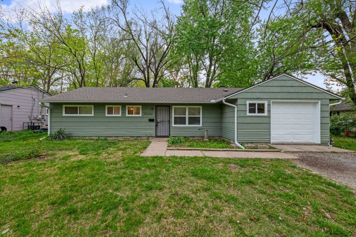 House for rent at 10802 Bristol Terrace, Kansas City, MO 64134