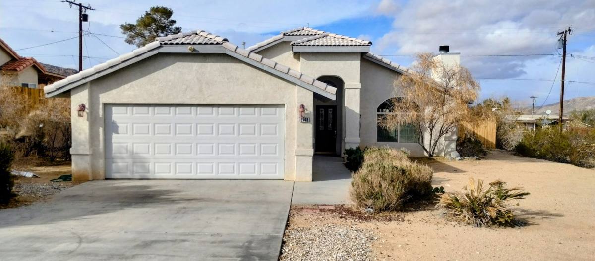 House for rent at 6748 Quail Spring Ave, Twentynine Palms, CA 92277