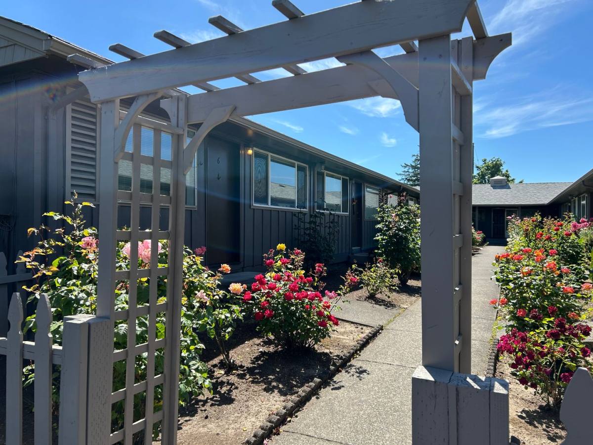 Apartment for rent at 2741 Brooks Ave NE, Salem, OR 97301