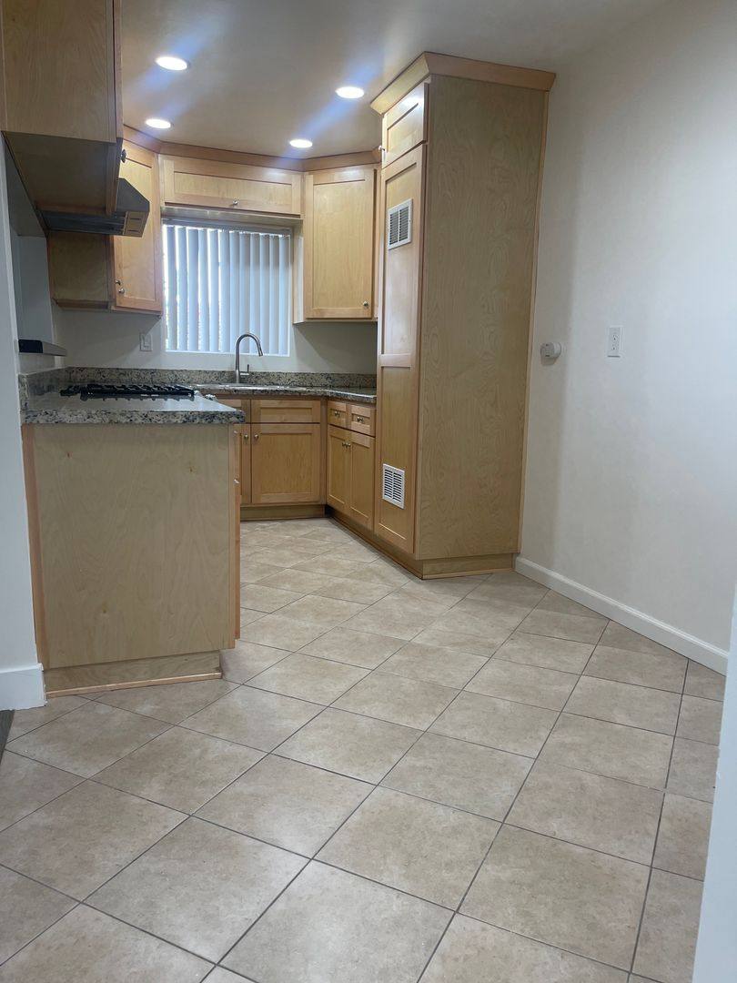 Apartment for rent at 14231 Springdale St, Westminster, CA 92683