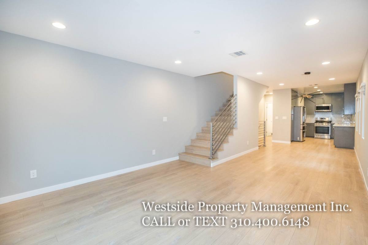 Condo for rent at 6548 La Mirada Ave, Los Angeles, CA 90038