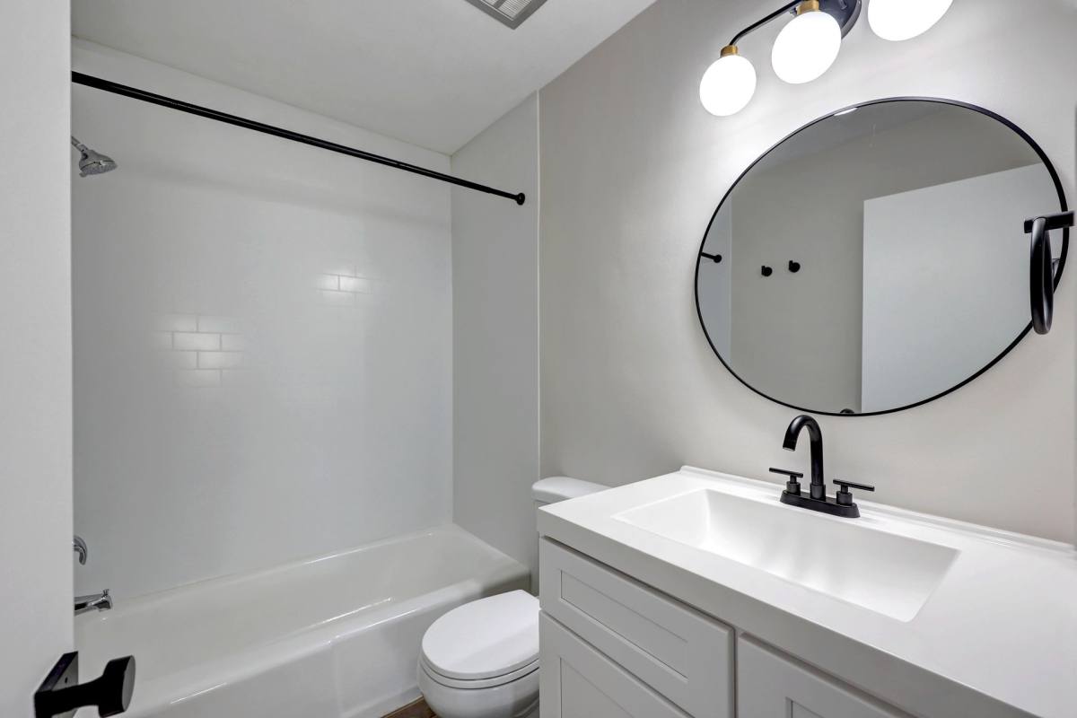 Central Village, 2510 E 7th Ave, St. Paul, MN 55109 - Apartment for Rent - Image 10