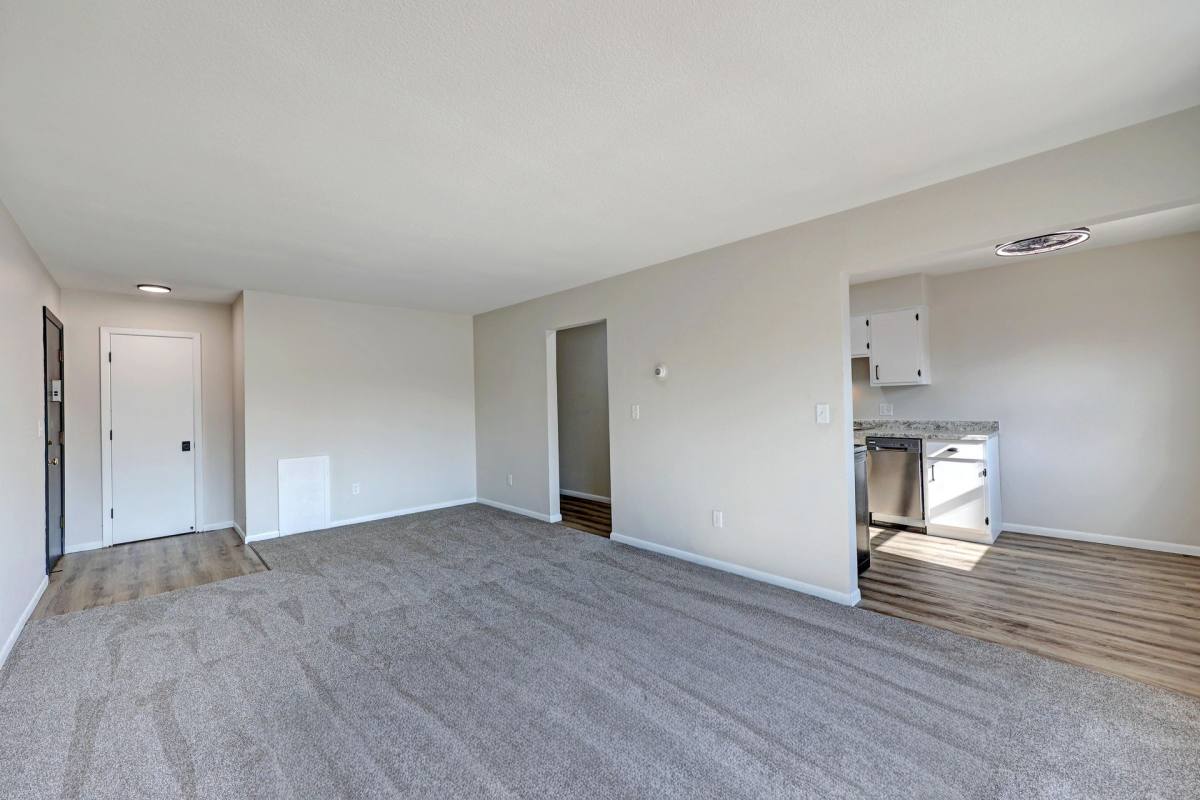 Central Village, 2510 E 7th Ave, St. Paul, MN 55109 - Apartment for Rent - Image 7