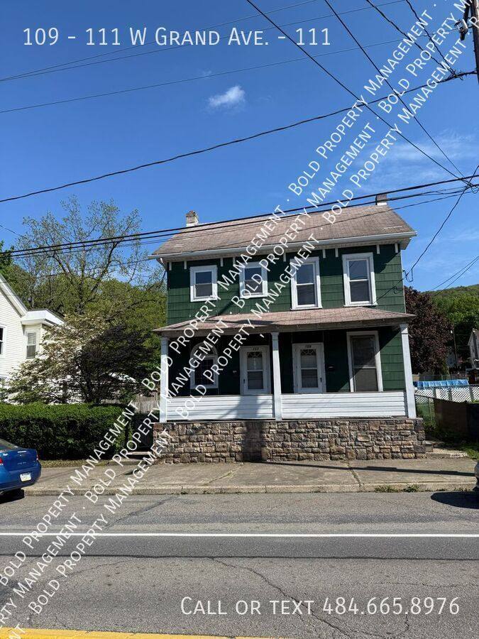 Apartment for rent at 111 W Grand Ave, Tower City, PA 17980