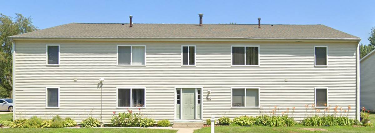 Apartment for rent at 802 Hartwell Dr, Savoy, IL 61874