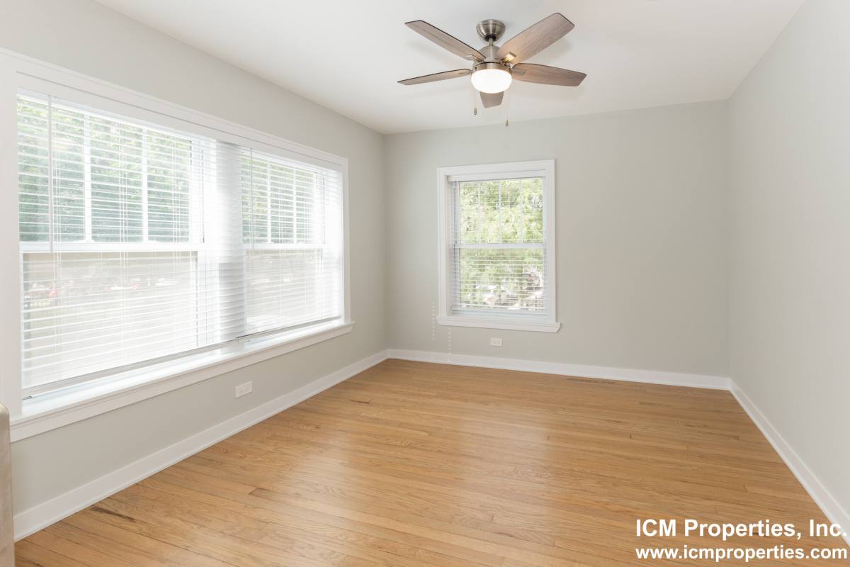 Apartment for rent at 2000 W Foster Ave #1A, Chicago, IL 60640