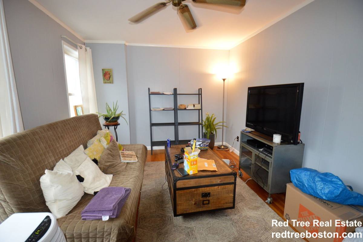Apartment for rent at 7 High St Place #2, Brookline, MA 02445