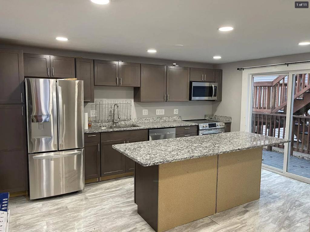 Apartment for rent at 87 Pine St, Nashua, NH 03060