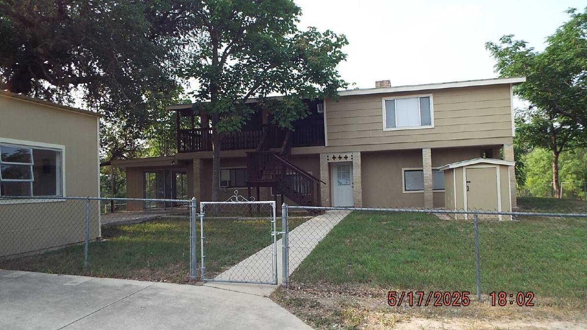 Apartment for rent at 13787 Macdona La Coste Rd #18, Atascosa, TX 78002