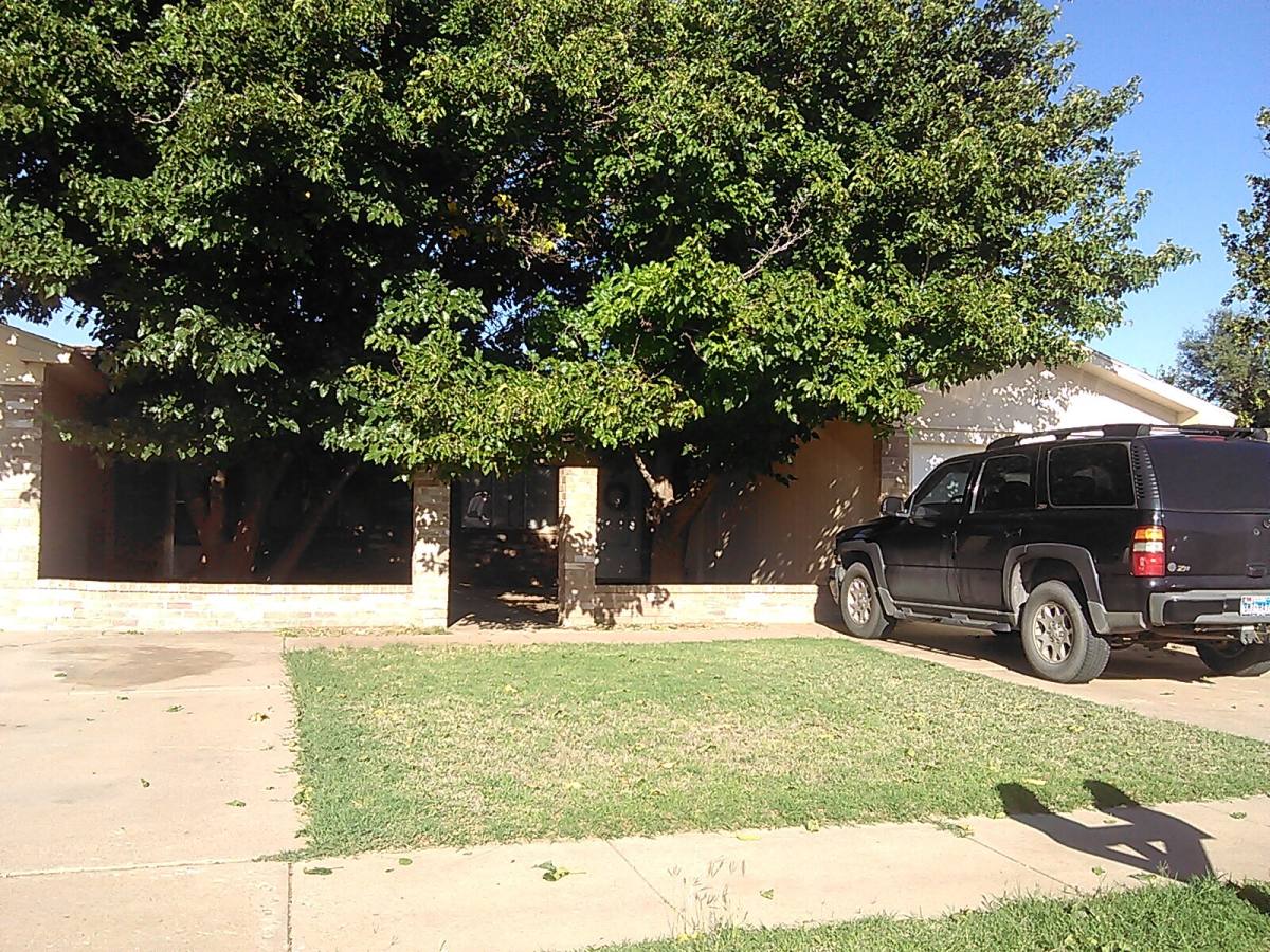 House for rent at 814 A N Elkhart Ave, Lubbock, TX 79416