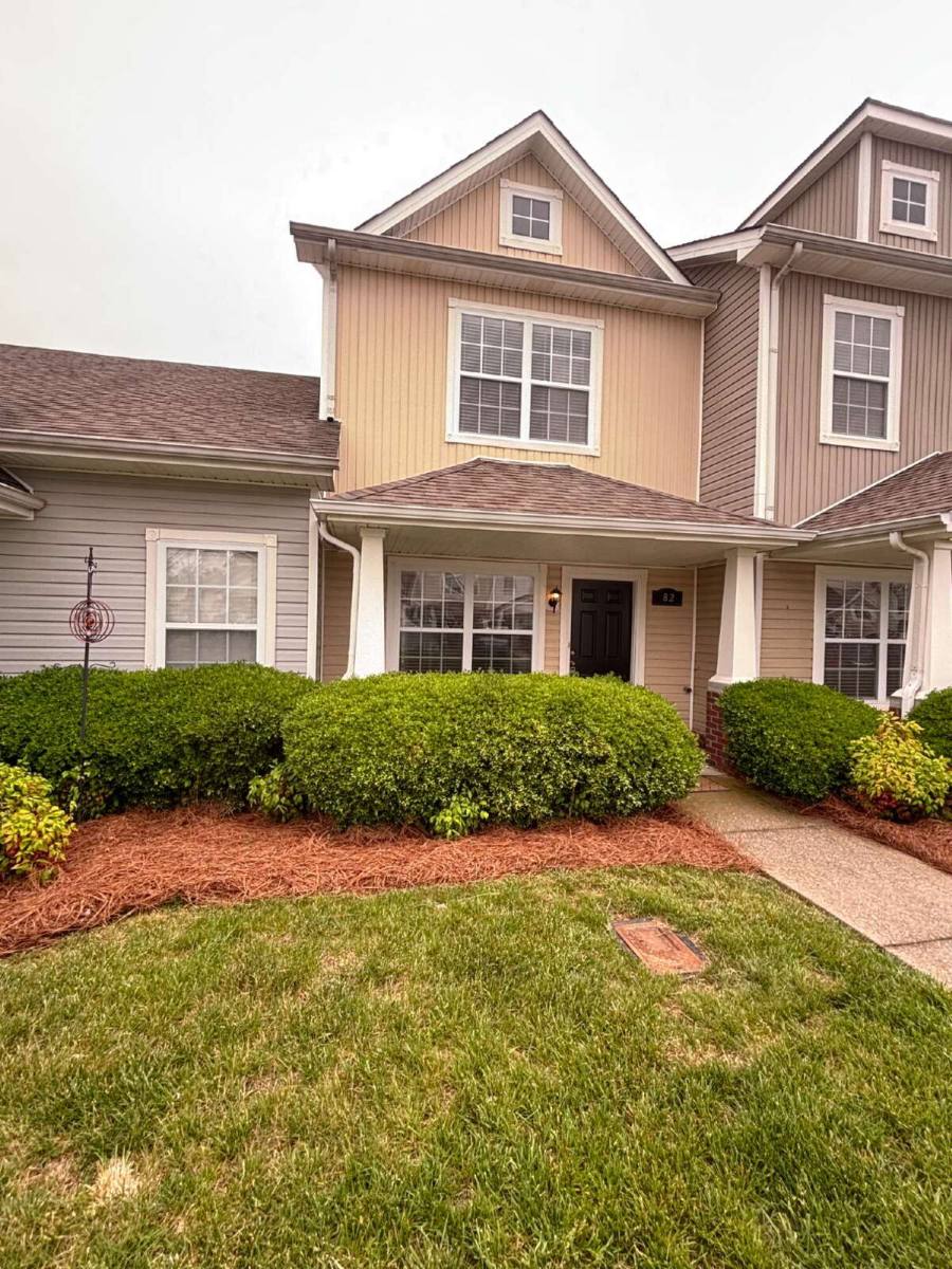 Townhouse for rent at 82 John Sevier Ave, Clarksville, TN 37040