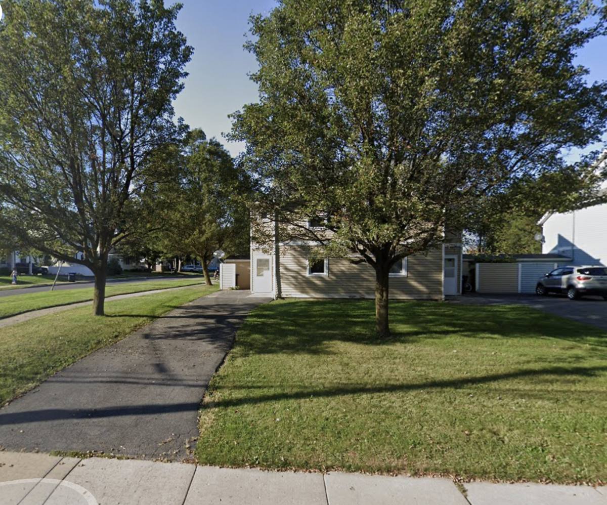 Townhouse for rent at 257 E N St, Geneva, NY 14456