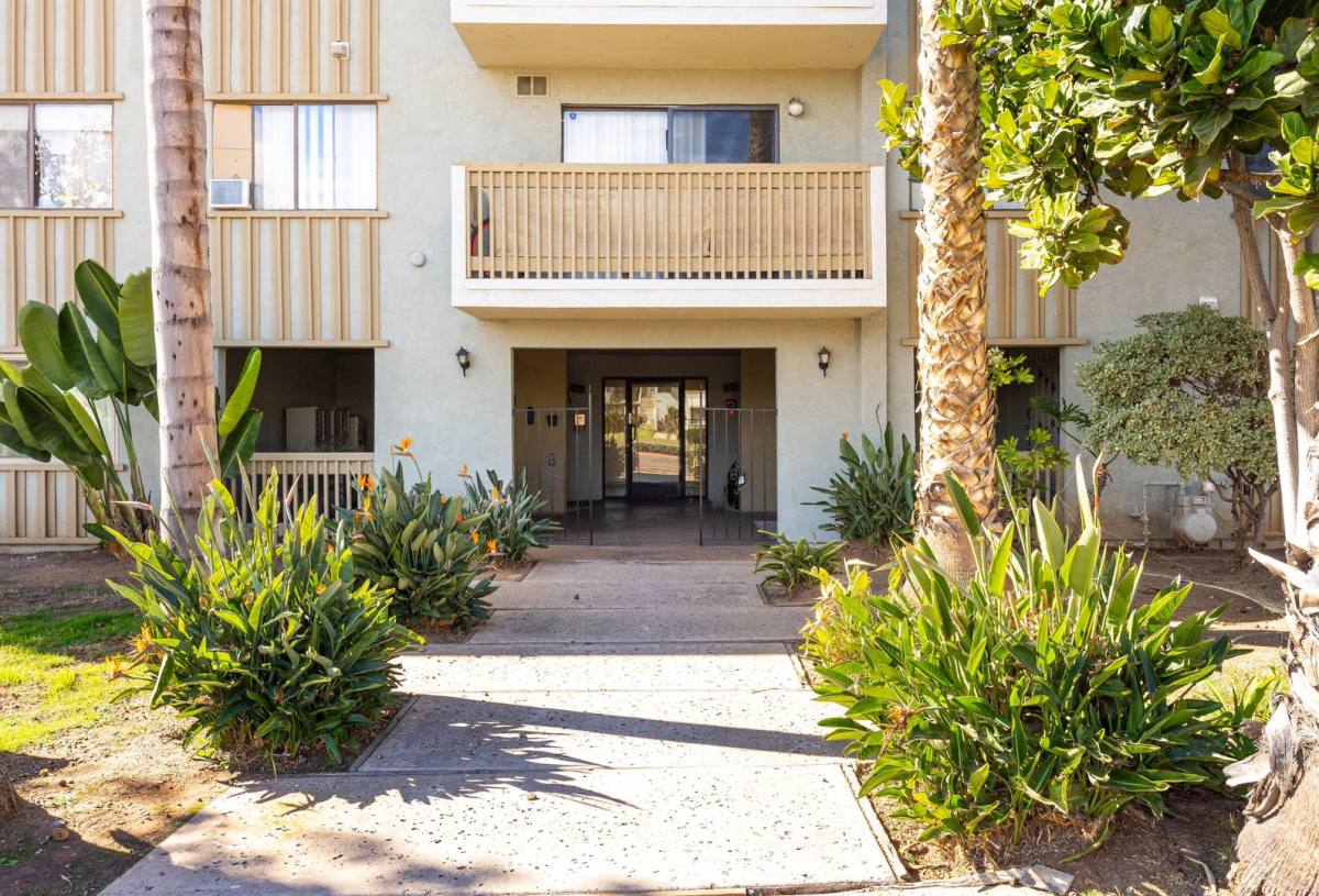 Apartment for rent at 178 Fourth Ave, Chula Vista, CA 91910