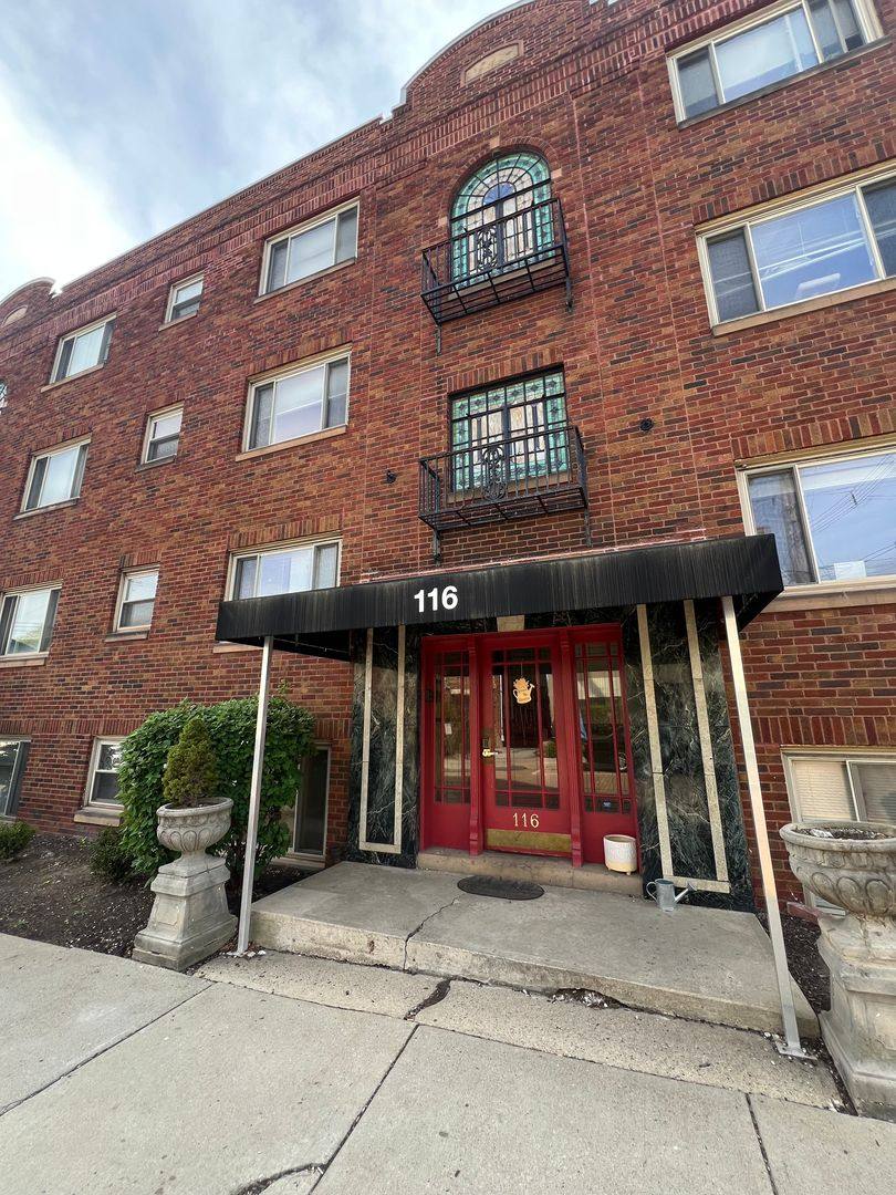 Apartment for rent at 116-120 Central Square, Pittsburgh, PA 15228
