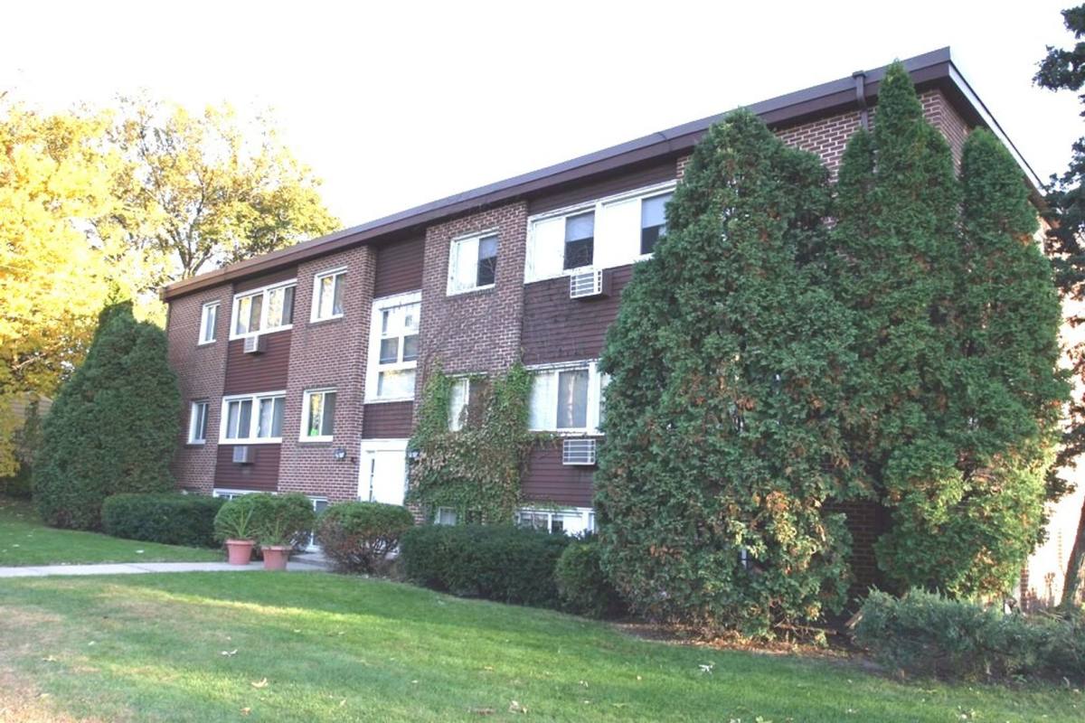 Apartment for rent at 6401- 6421 Pleasant Ave, Minneapolis, MN 55423