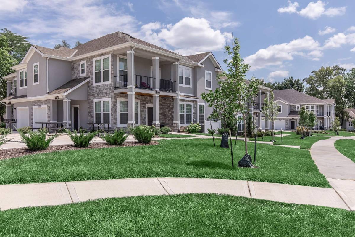Apartment for rent at 15100 Lamar Ave, Overland Park, KS 66223