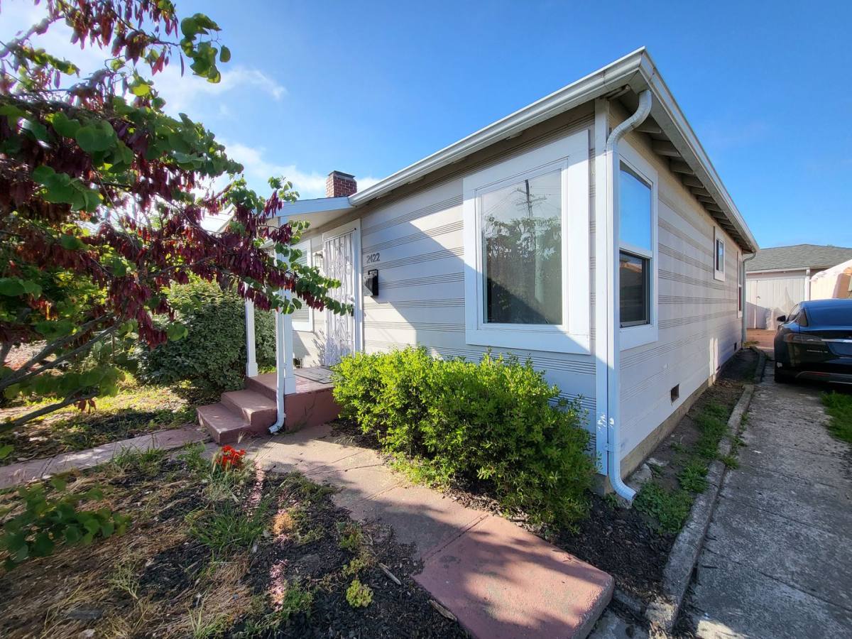 House for rent at 2422 Dover Ave, San Pablo, CA 94806