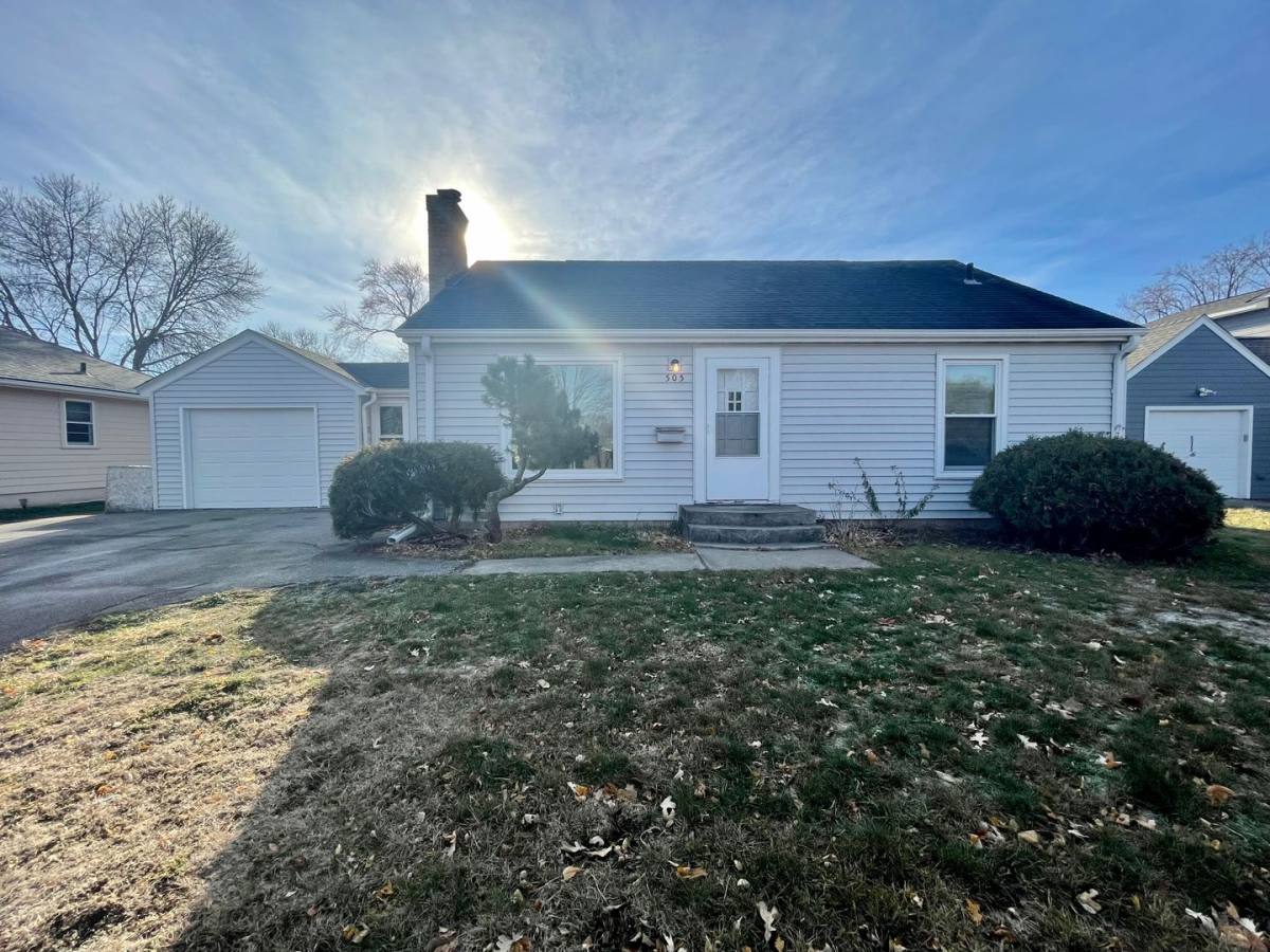 House for rent at 505 W 70th St, Minneapolis, MN 55423