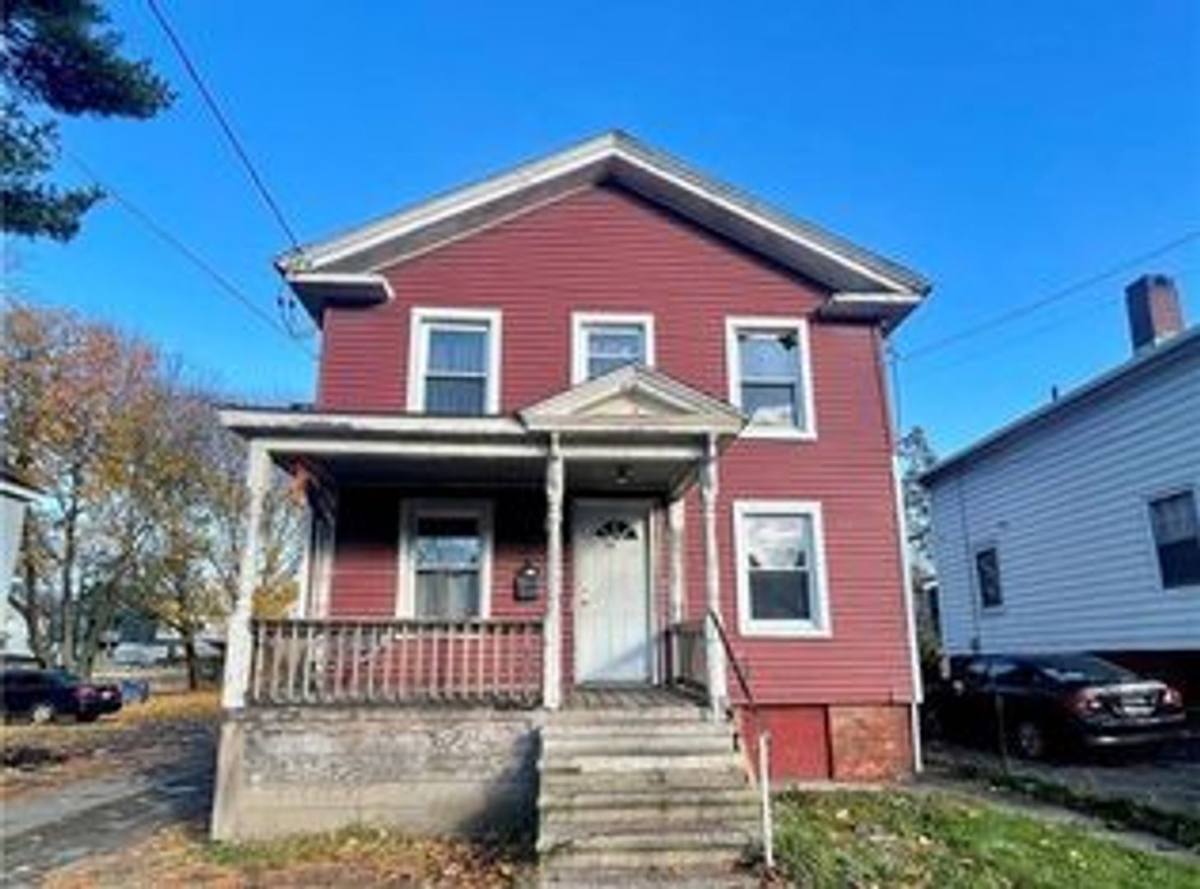 Apartment for rent at 85 Chapel St, New Haven, CT 06513