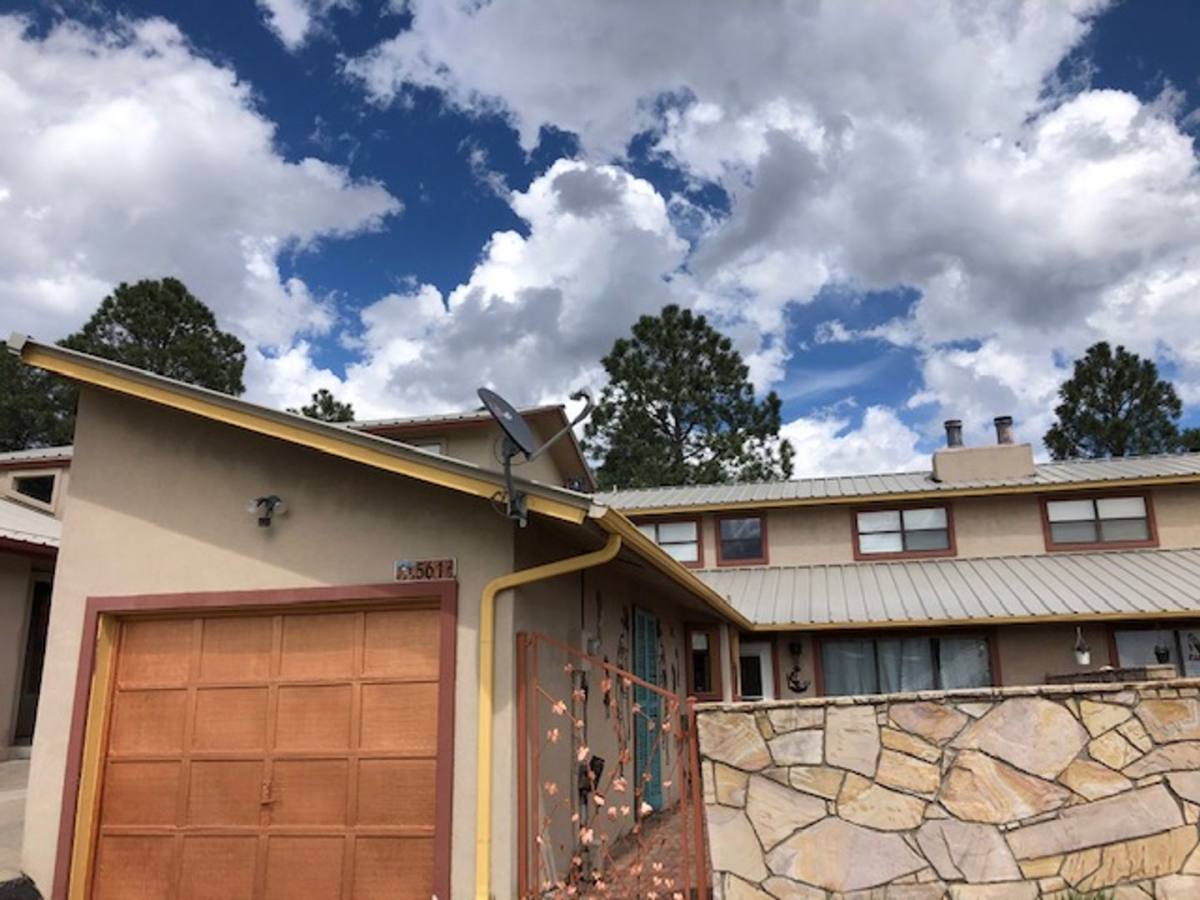Townhouse for rent at 561 White Mountain Meadows Dr, Ruidoso, NM 88345