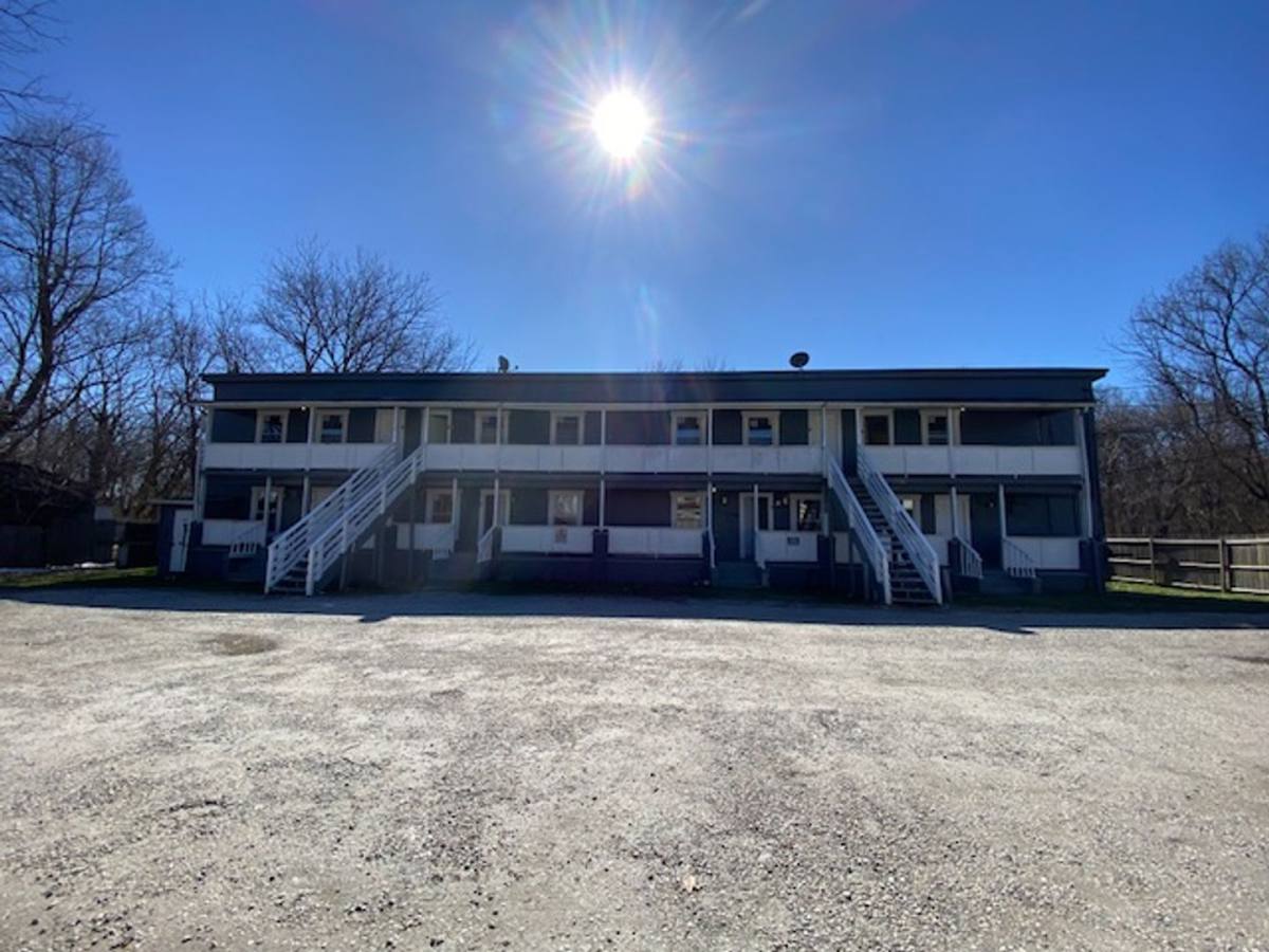 Apartment for rent at 39 25th St SW, Barberton, OH 44203