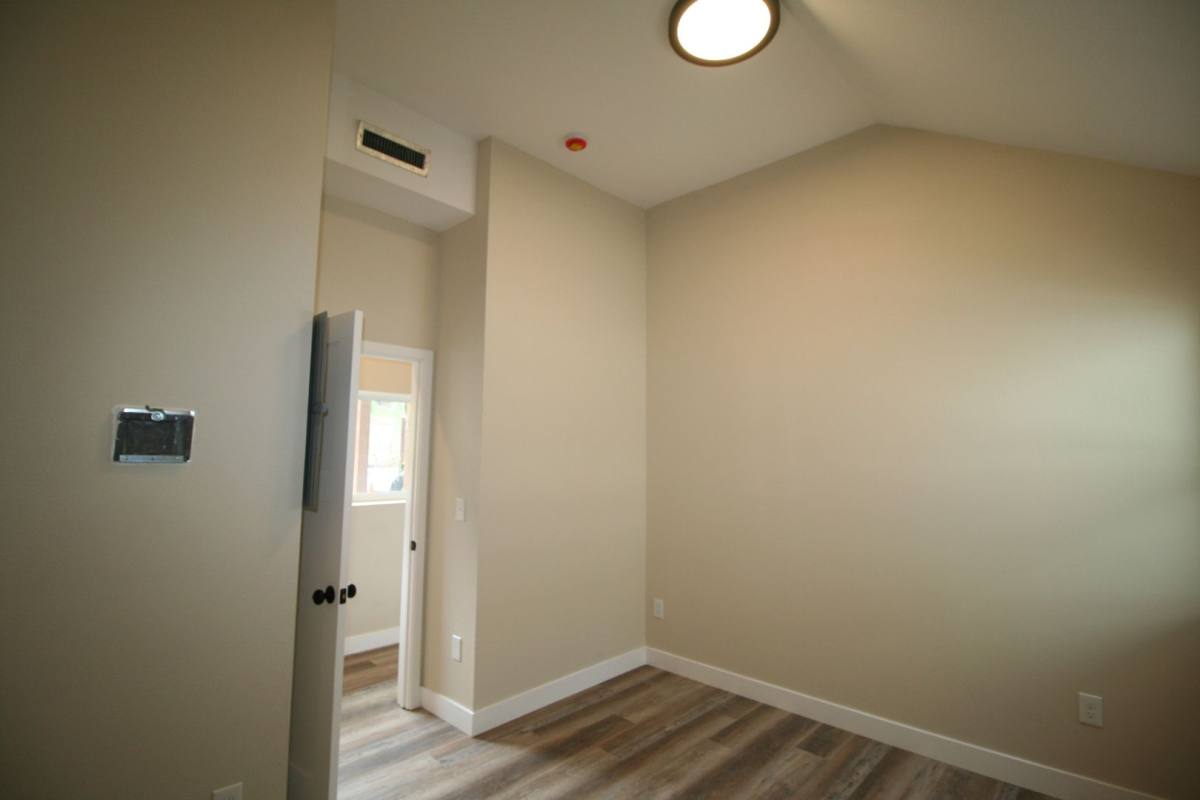 Apartment for rent at 965 NE Forest Lane, Cascade Locks, OR 97014