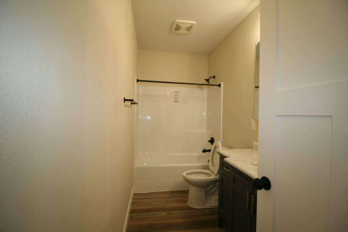 Apartment for rent at 965 NE Forest Lane, Cascade Locks, OR 97014