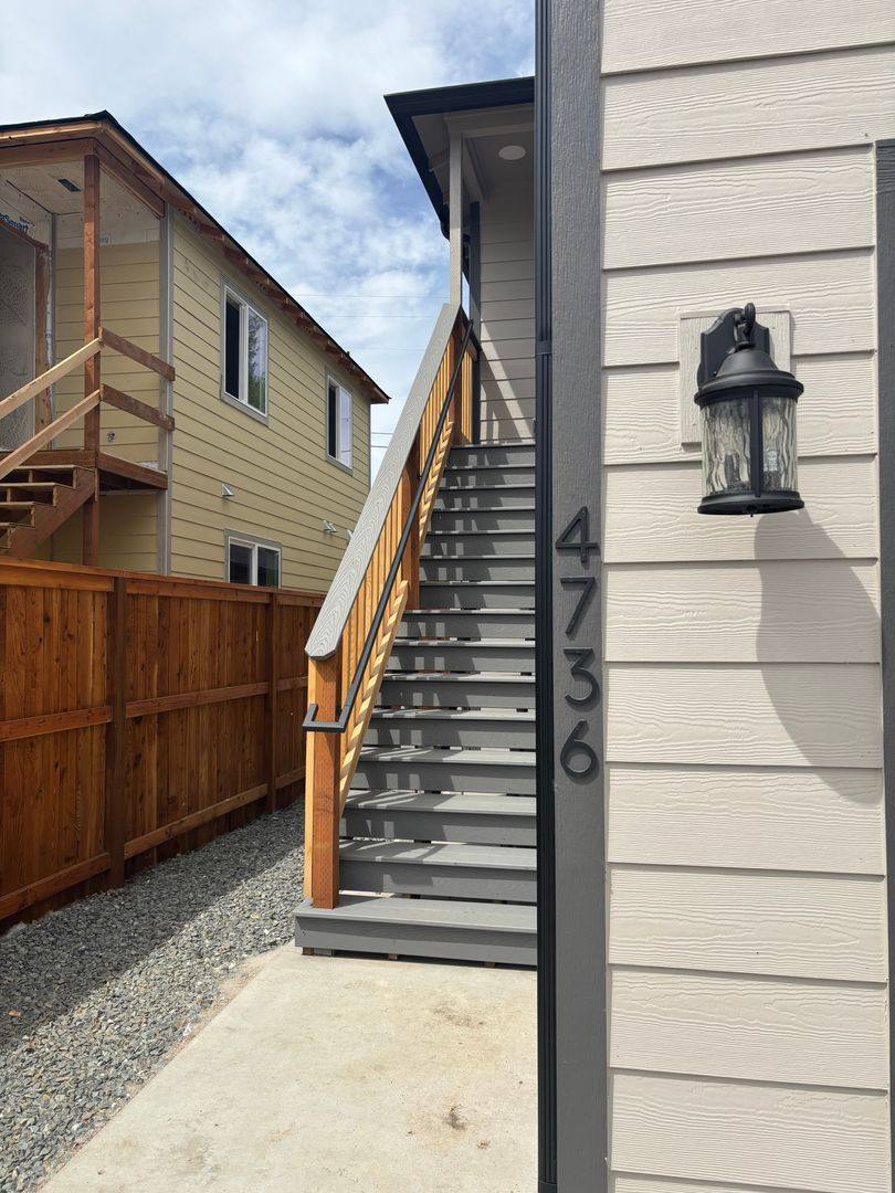 Apartment for rent at 4734-4736 Gebhard Rd, Central Point, OR 97502