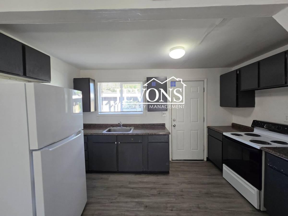 Apartment for rent at 1219 Roosevelt Ave, Yakima, WA 98902