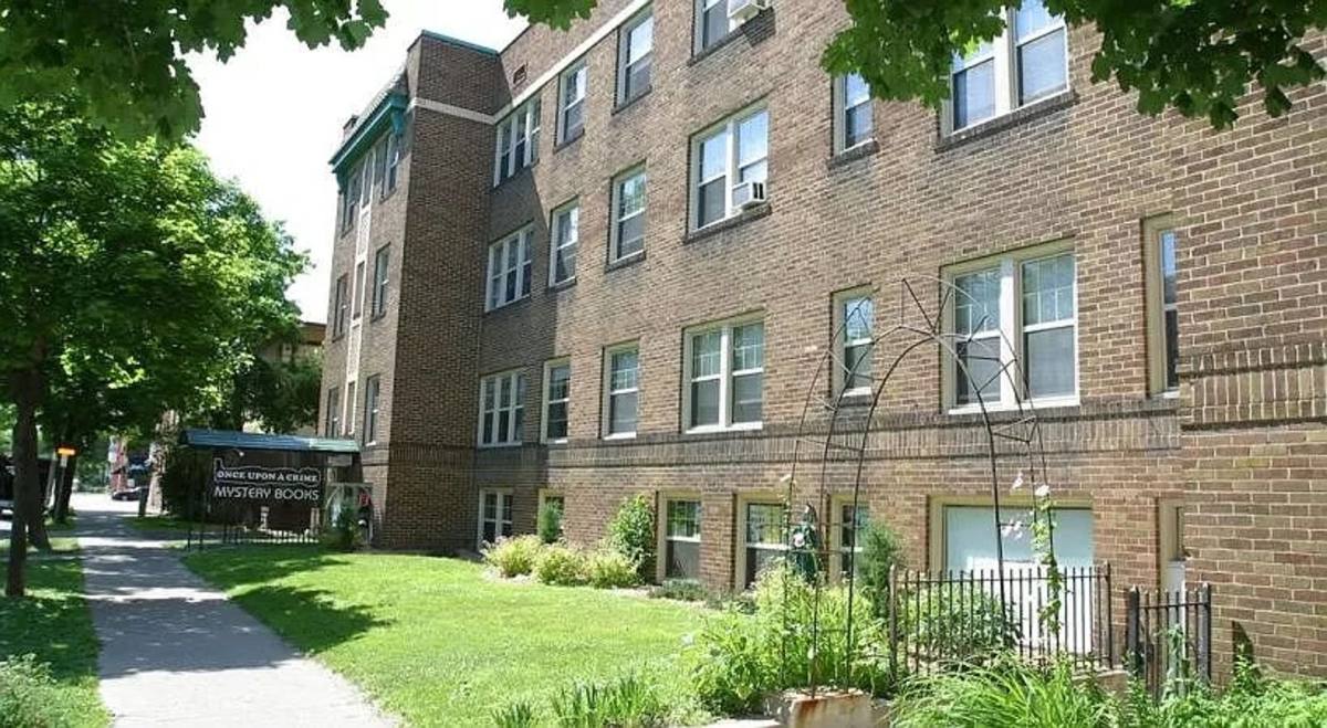 Apartment for rent at 2552 Garfield Ave S, Minneapolis, MN 55405
