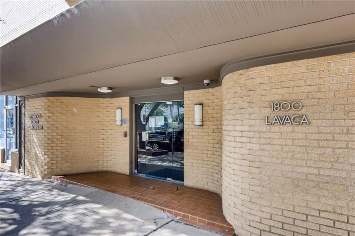 Apartment for rent at 1800 Lavaca St, Austin, TX 78701