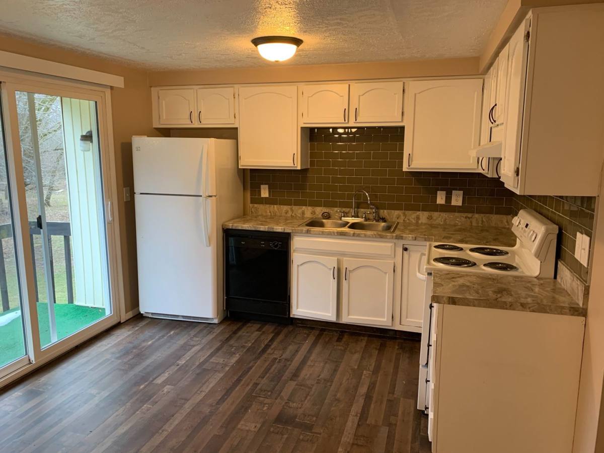 Apartment for rent at 500 S St, Lockport, NY 14094