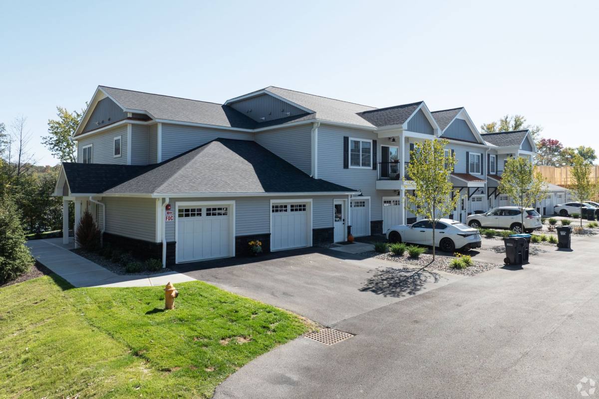 Apartment for rent at 2 Towpath Rd, Clifton Park, NY 12065