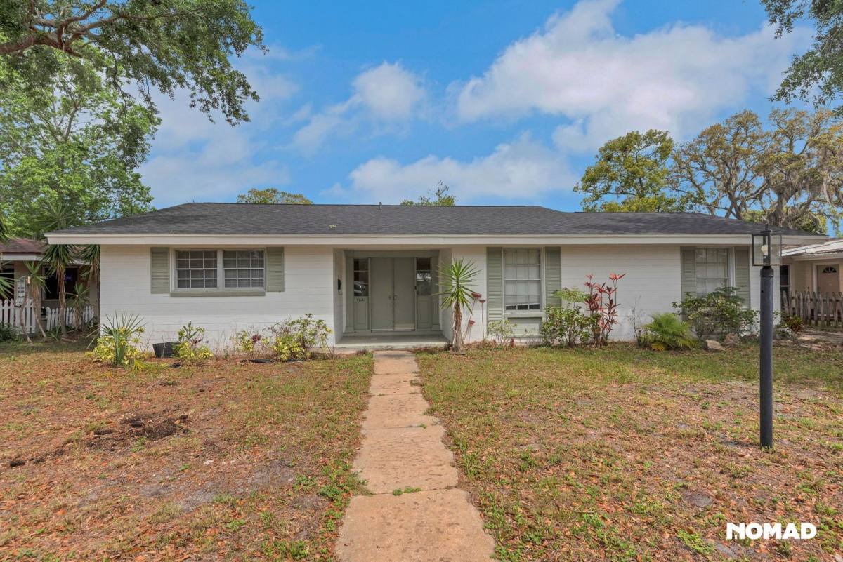 House for rent at 1227 Vanderbilt Dr, Ormond Beach, FL 32174